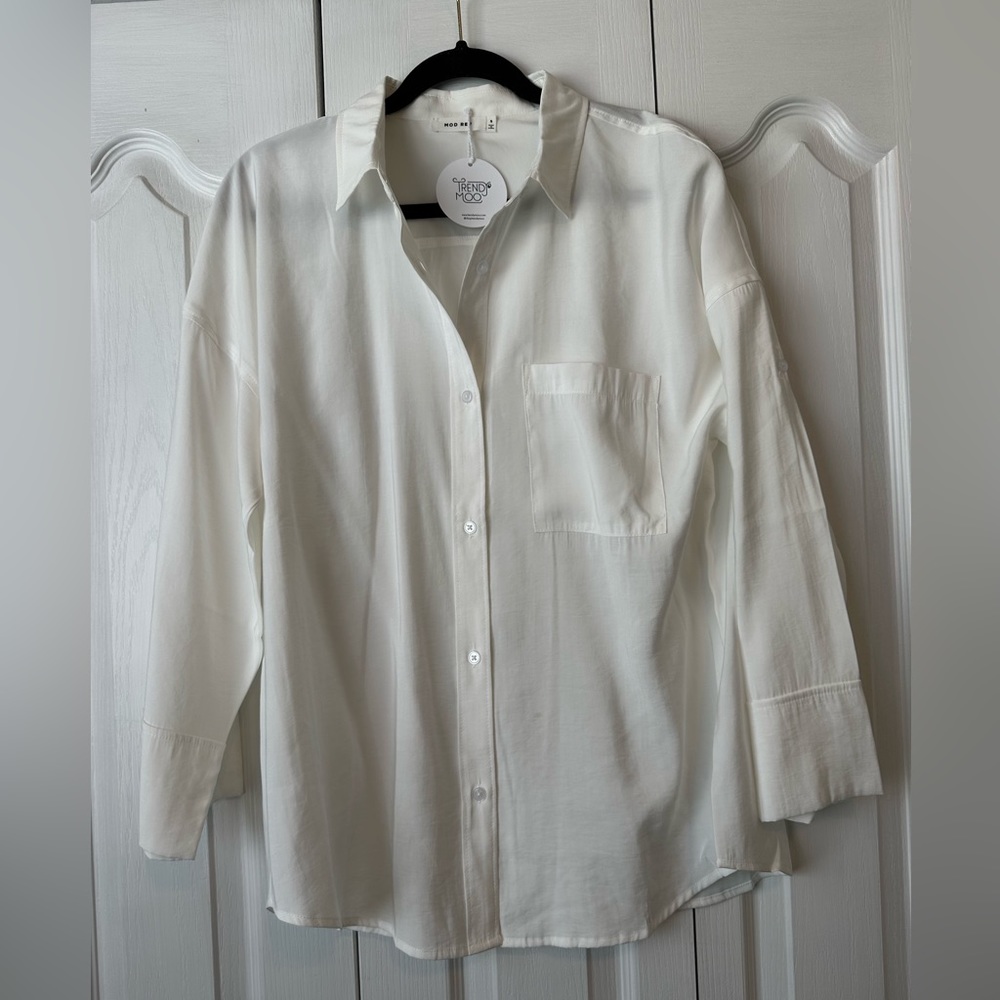 NWT Boutique Oversized silky button down
